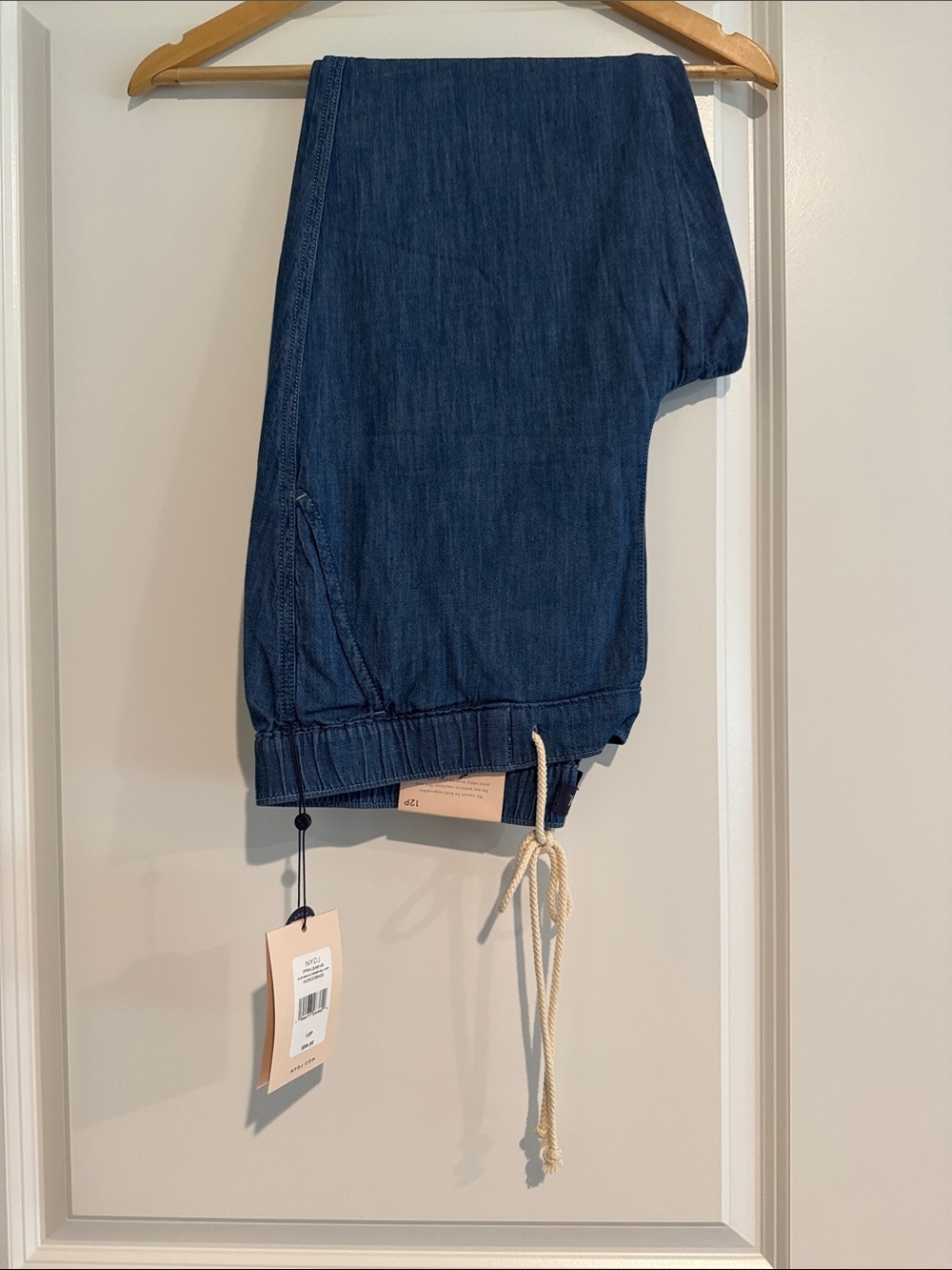NYDJ Slim Ankle Jogger Tag - Neutral Blush Label
